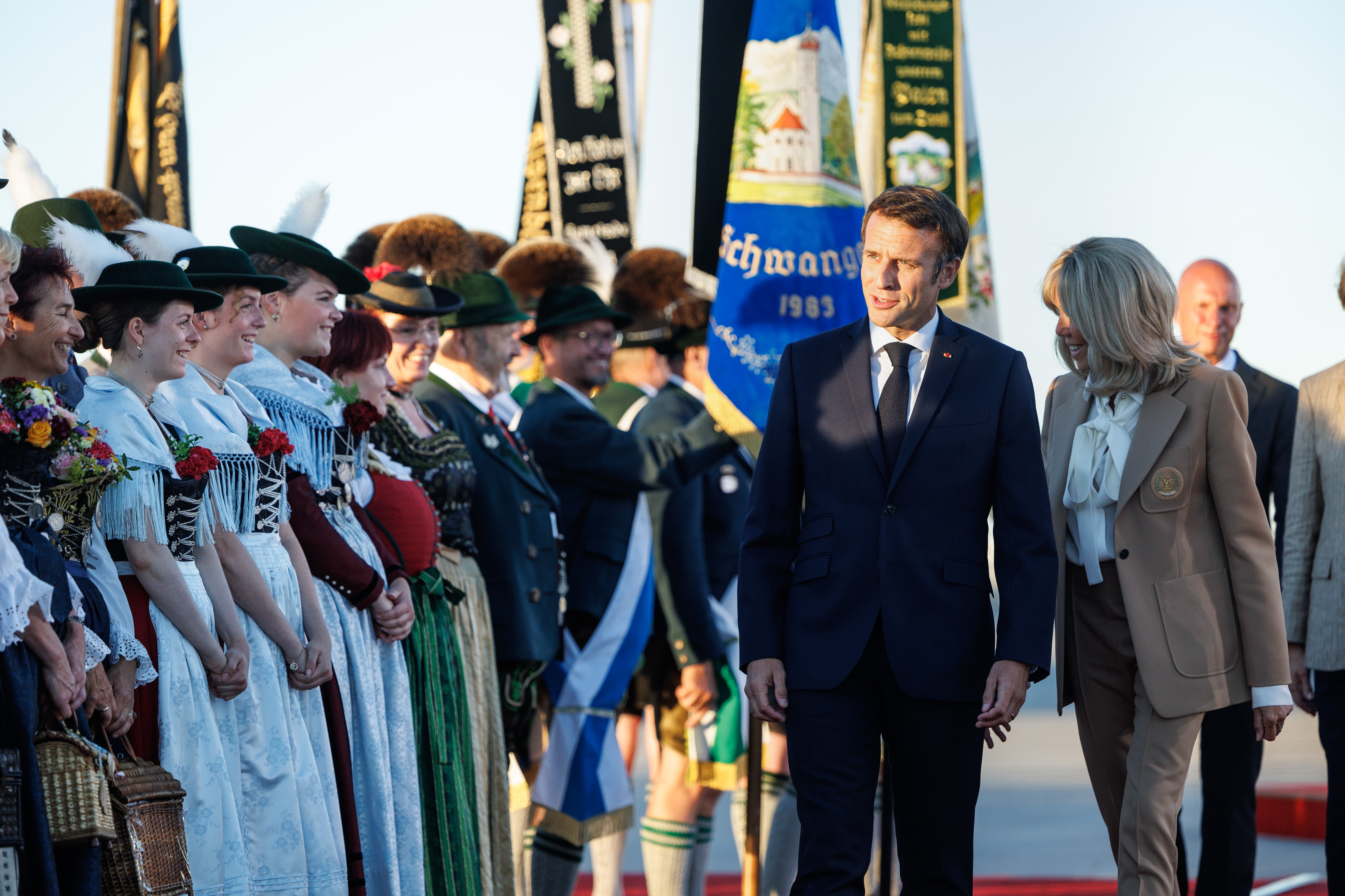 Ankunft von Emmanuel Macron (Präsident Frankreich) und seiner Frau Brigitte auf dem Flughafen München.