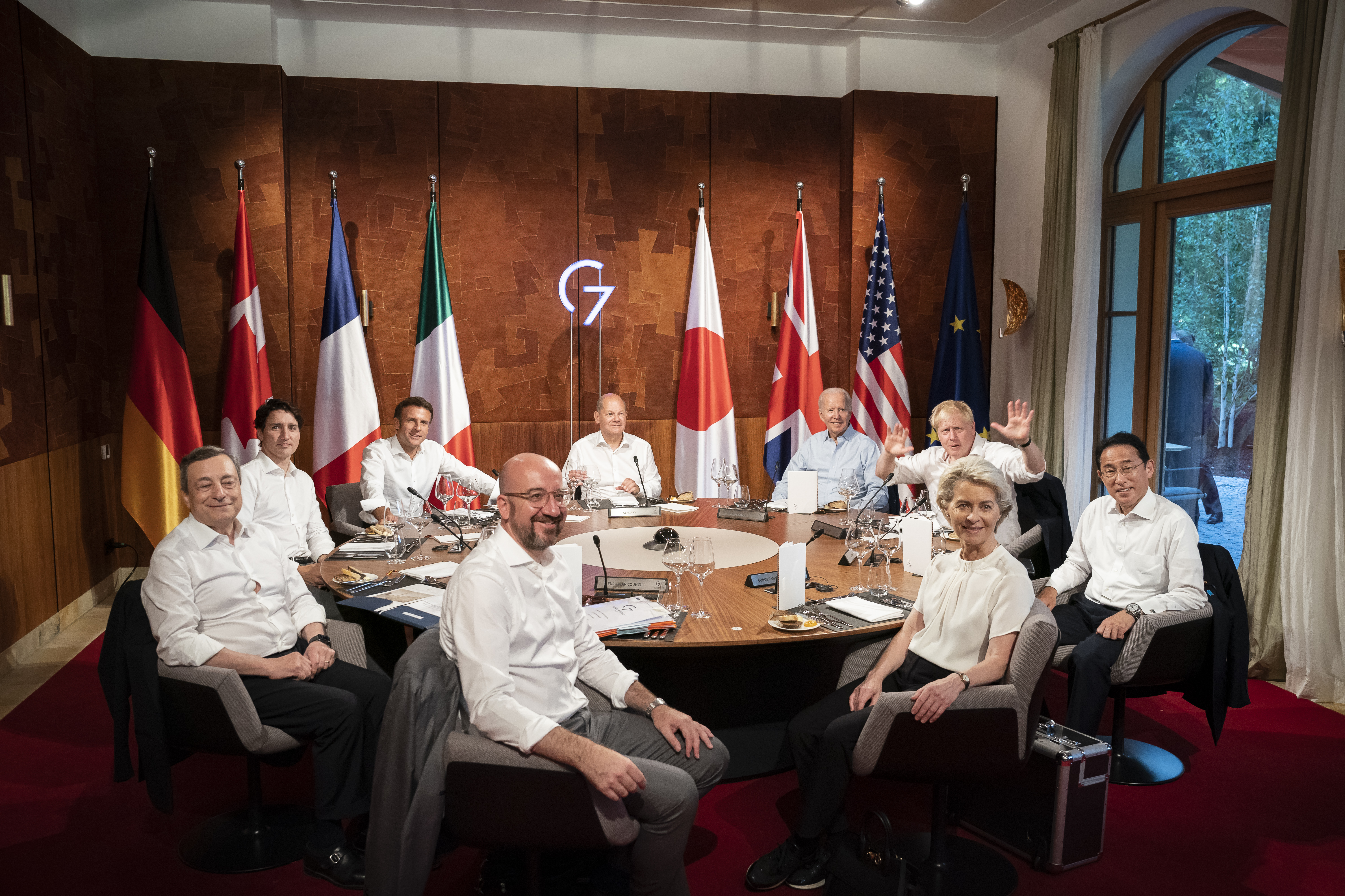 Gruppenfoto der G7 zu Beginn der dritten Arbeitssitzung.