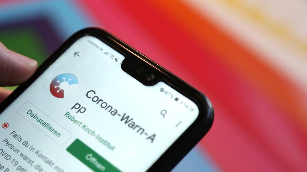 La Corona-Warn-App sur un écran de smartphone
