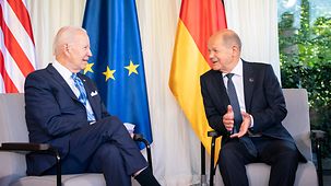 Scholz und Biden treffen sich zu einem bilateralen Gespräch vor dem offiziellen Beginn des G7-Gipfels auf Schloss Elmau.