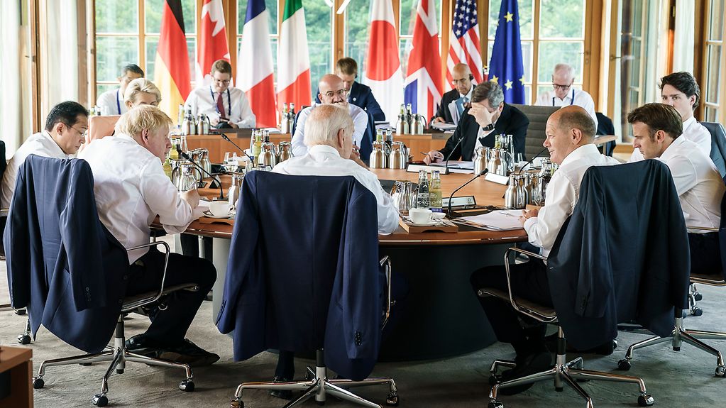 A working session of the G7