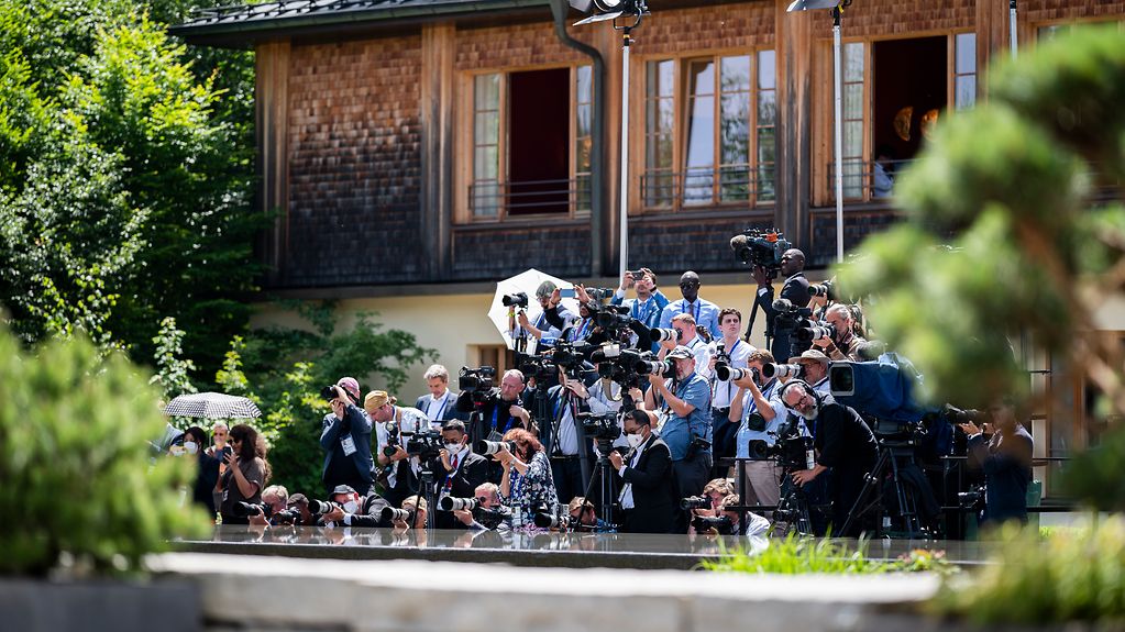 Internationale Medienvertreter/innen beim G7-Gipfel Auf Schloss Elmau.