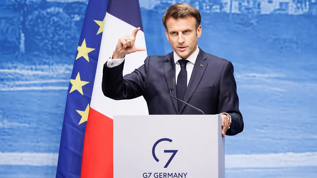Emmanuel Macron (Präsident Frankreich) gibt eine Pressekonferenz zum Abschluss des G7-Gipfels.