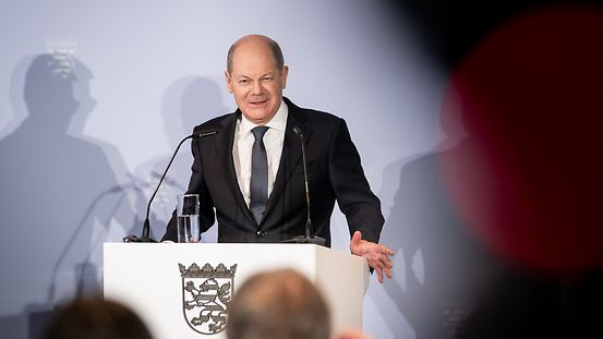 Le chancelier Olaf Scholz donne une conférence de presse à l’issue de sa rencontre avec les ministres-présidentes et ministres-présidents des Länder.